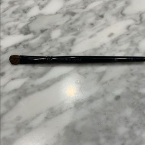 Wayne Goss 18 eyeshadow brush